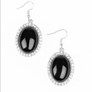 ✨3 for $10✨ Black and white stone earrings